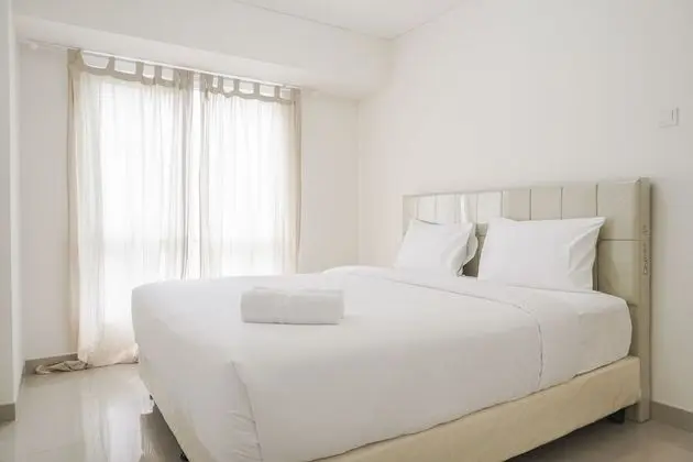 Cozy Stay 2BR at Paradise Mansion Apartment