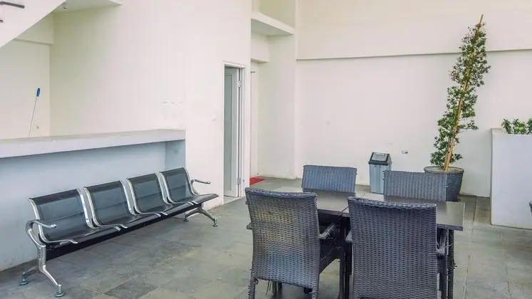 Cozy Stay 2BR Tamansari Mahogany Apartment - Dış Mekan