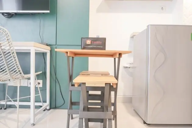 Cozy Stay And Spacious Studio At West Vista Apartment