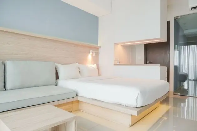 Cozy Stay Studio Apartment at Nine Residence