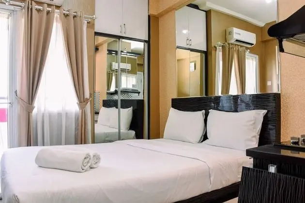 Cozy Stay Studio Room at Green Pramuka City Apartment