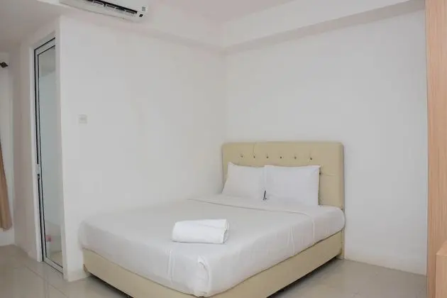 Cozy And Strategic Studio At Bassura City Apartment - Oda