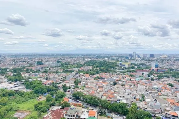 Cozy Studio At 30Th Floor Bassura City Apartment