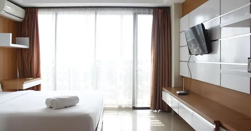 Cozy Studio Apartment at Beverly Dago Residence - Dış Mekan