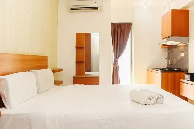 Cozy Studio At Bassura City Apartment - Oda