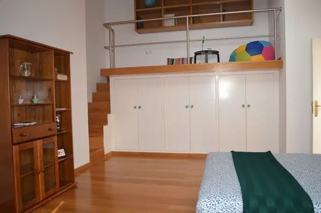 Cozy Studio at Carcavelos Beach - Oda