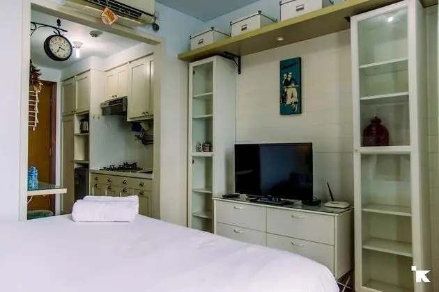 Cozy Studio With City View At Apartment Woodland Park Residence