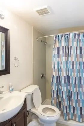 Cozy Studio in Concord, Near Bart - Banyo Tipleri