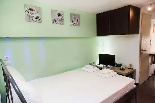 Cozy studio in keramikos