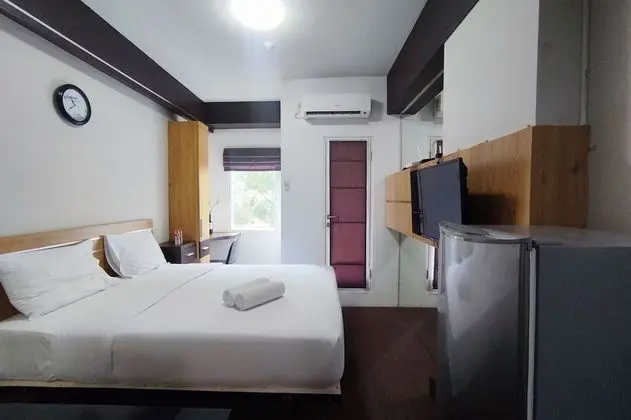 Cozy Studio (No Kitchen) At Candiland Apartment