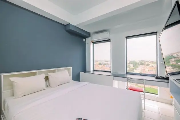 Cozy Studio At Patraland Urbano Apartment Near Train Station - Öne Çıkan Resim