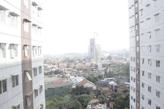 Cozy Studio At Pinewood Apartment Near Unpad Jatinangor