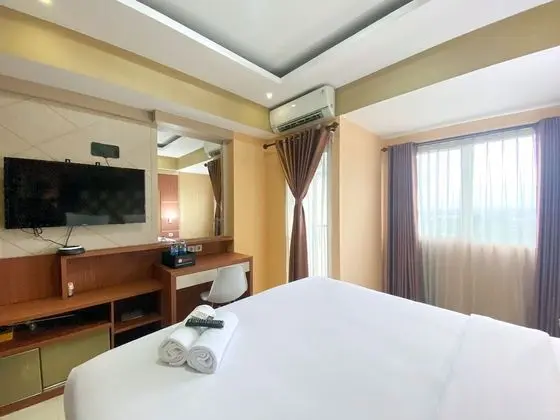 Cozy Studio Room At Oasis Cikarang Apartment