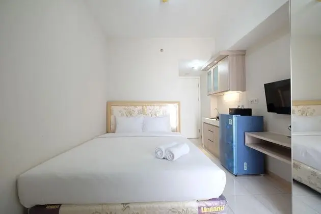 Cozy Studio at The Springlake Apt near Summarecon Mall