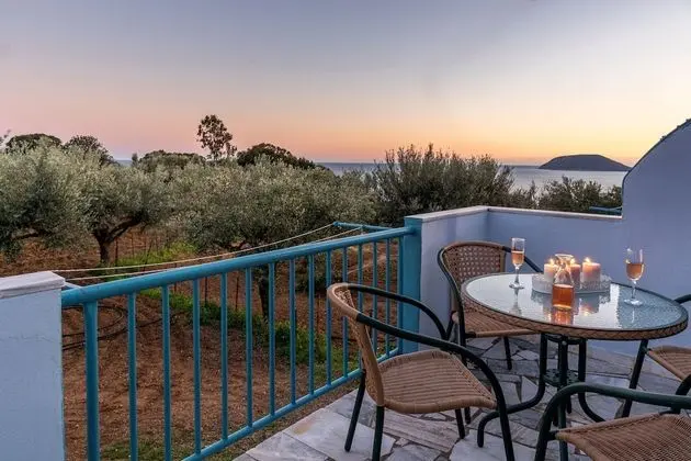 Cozy Summer Retreat - Perfect Location