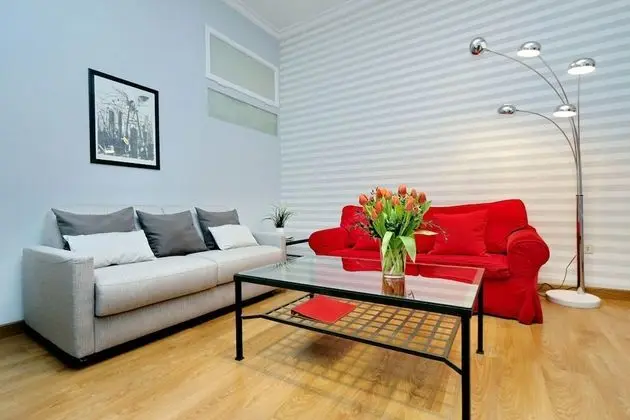 Cozy Tritone - My Extra Home