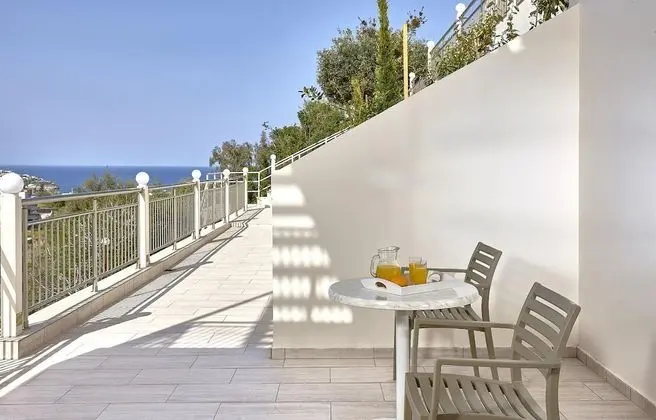 Cozy Vintage Style sea View Apartment Shared Pool - Oda