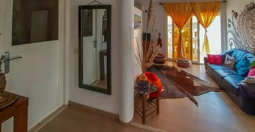 Cozy White House - Hostel - İç Mekan