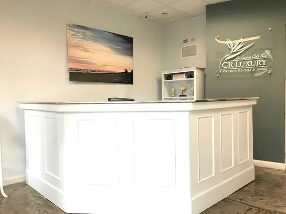 CR Luxury Los Sueños Condos