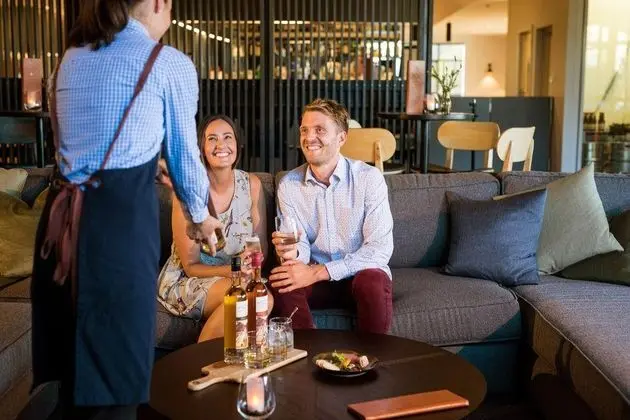 Cradle Mountain Hotel - Bar
