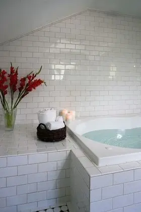 Craftsman Inn - Spa