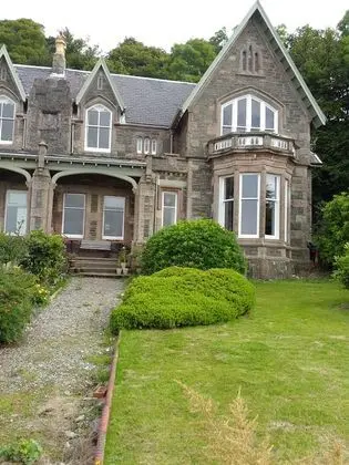 Cragowlet House East