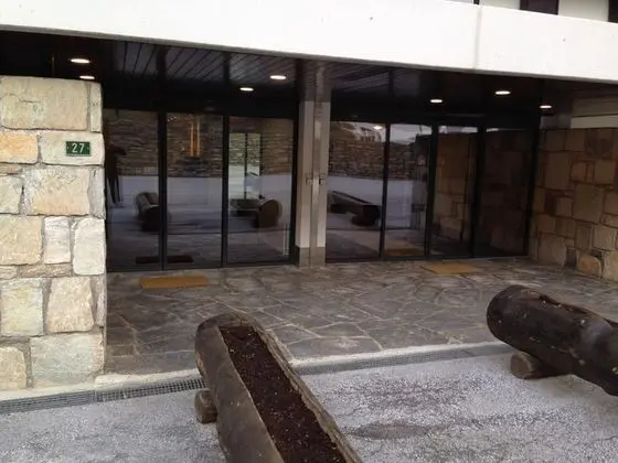 Cransalpin SKI IN SKI OFF - Dış Mekan