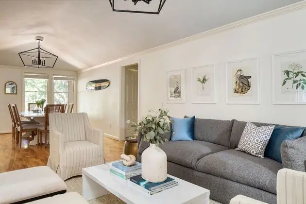 Crawdad by Avantstay Isle of Palms Home w/ BBQ & Access to Community Pool - İç Mekan