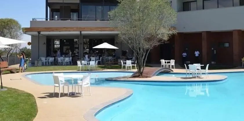 Creek Lane Guest House - Havuz
