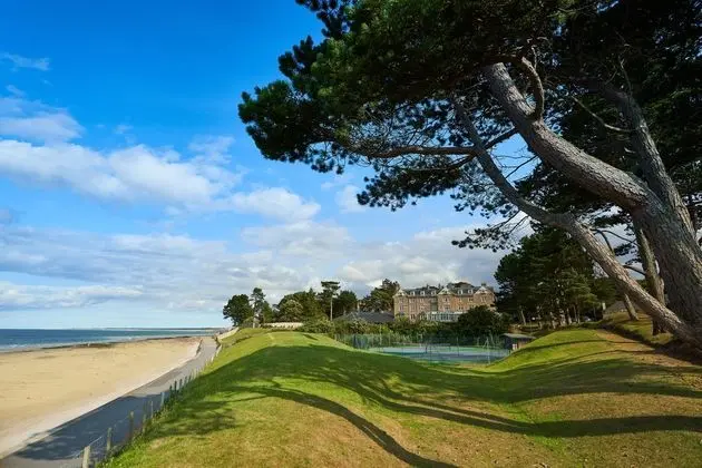 Crerar Golf View Hotel & Spa - Dış Mekan