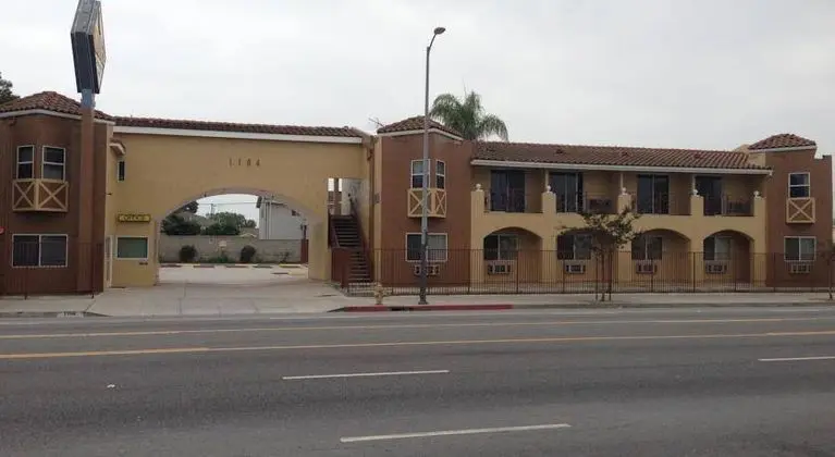 Crescent Inn