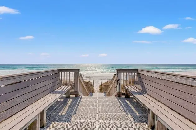 Crescent at Miramar 202 Seaside Perch - Plaj