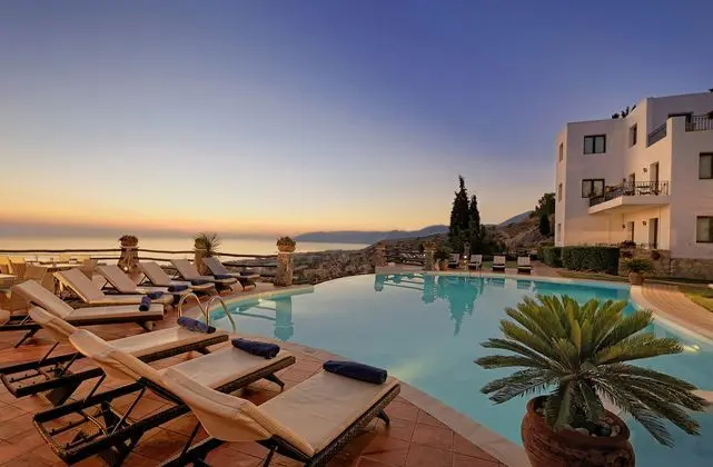 Creta Blue Boutique Hotel & Suites