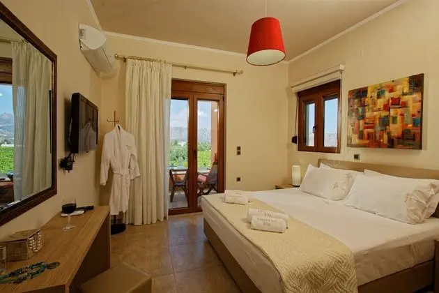 Cretan Vineyard Hill Villa Private Pool, Panoramic View, Beautiful Vineyard - Oda