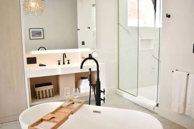 Cribs on Main - Banyo Tipleri