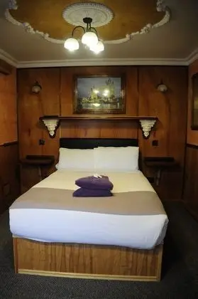 Cricklewood Lodge Hotel - Oda