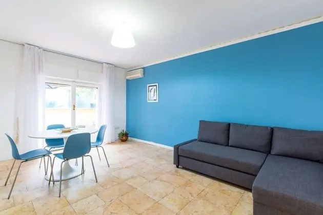 Crispi 36 - Cozy Flat and Terrace by Napoliapartments