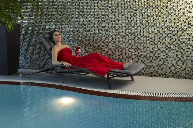 Cristal Hotel Abu Dhabi - Havuz
