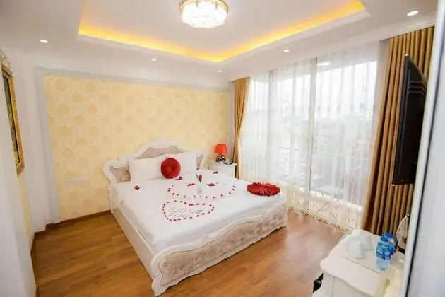 Cristina Boutique Hotel - 1