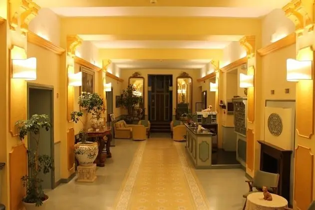 Hotel Croce di Savoia - Lobi