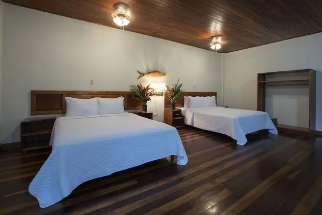 Crocodile Bay Resort - Oda