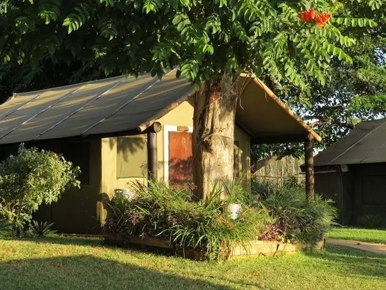 Crocodile Bridge Safari Lodge - Oda