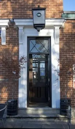 Crofts Hotel - Lobi