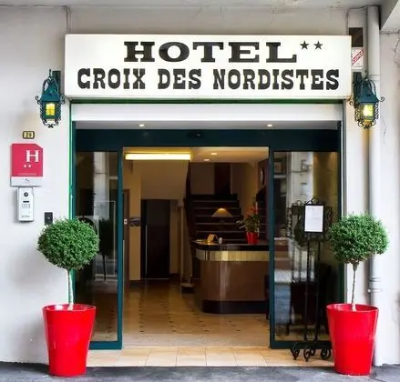 Hôtel Croix des Nordistes - Dış Mekan