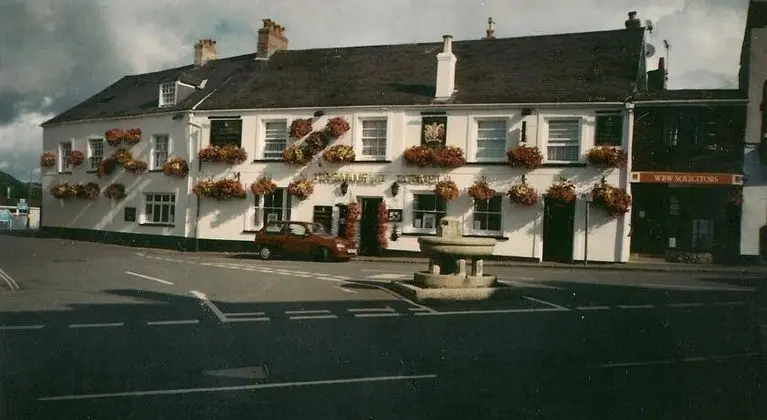The Cromwell Arms