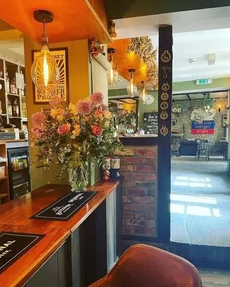 The Cross Keys - Öne Çıkan Resim