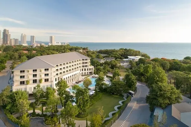 Cross Pattaya Pratamnak - Dış Mekan