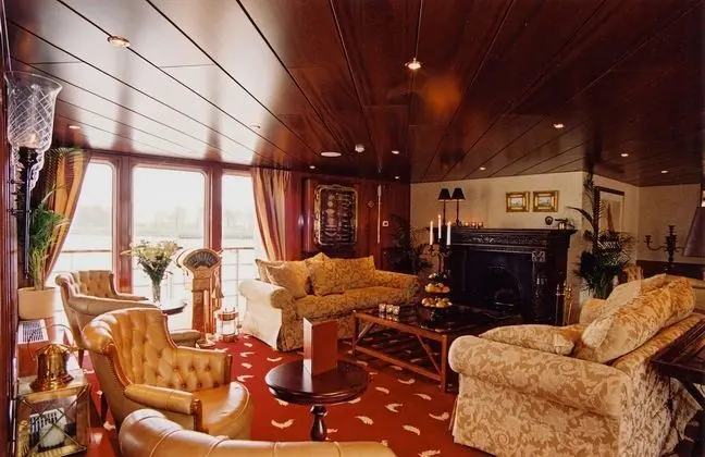 Crossgates Hotelship Osthafen - Frankfurt - İç Mekan