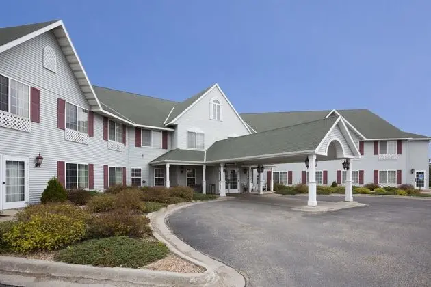Crossings by GrandStay Inn and Suites
