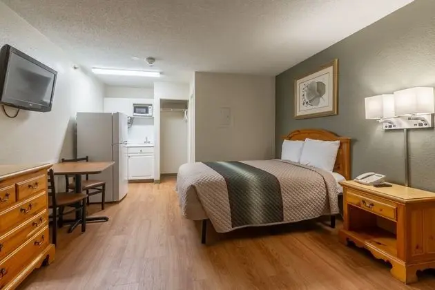 Crossland Economy Studios - Atlanta - Jimmy Carter Blvd.